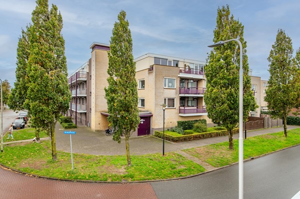 Medium property photo - Van Meerbeekstraat 80, 2181 AC Hillegom